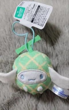 【新品】サンリオ　フルーツきぐるみマスコット　メロン　シナモロール