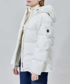 レディース　DANIEL WELLINGTON ダウンジャケット　ホワイト　M