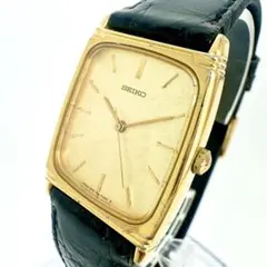 希少 稼働品 SEIKO ローマン 黒文字盤 スクエア型 80年代 希少 稼働品 SEIKO ローマン 黒文字盤 スクエア型 80年代