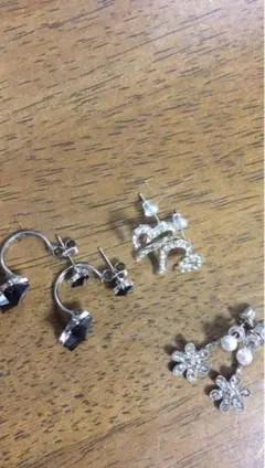 Item thumbnail for item b0a1f6f7-81af-4f2a-93ce-744db9e9230c