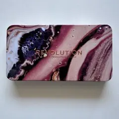 メイクアップレボリューションDYNAMIC ALLURE アイシャドウパレットのサムネイル