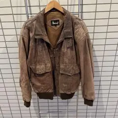 襟にAvantiのも文字入り皮製MA-1ブルゾン