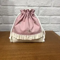 給食袋　チェリーの刺繍柄　コップ袋　巾着袋　女の子用⑤ ハンドメイド　フリル付