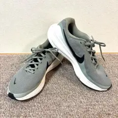 NIKE REVOLUTION 8メンズランニングシューズ27.5cm