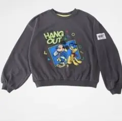 即完売商品　ディズニー　ミッキー プルート トレーナー 130cm グレー