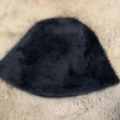 黒ファーバケットハット