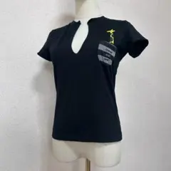 C823 伊製 美品 MOSCHINO カットソー 麒麟プリント 黒 キーネックのサムネイル