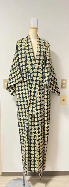 美品！綿紬＊グレー地に藍色の桔梗柄＊大人の浴衣＊着物＊160cm