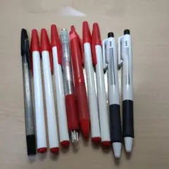 ボールペン　赤8本　黒2本