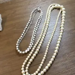 ホワイトパールとクリスタルビーズのネックレス