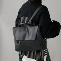 【美品】ear PAPILLONNER 樹脂チャームフラップリュック 黒