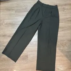 一度のみ着用　ユニクロ　タックワイドパンツ　ダークグレー ワイドパンツ Mサイズ