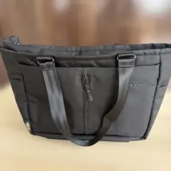 Item thumbnail for item b3ded843-7633-476e-949b-4cdc6e41a2bd