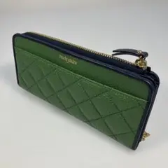 美品　marie claire マリクレール　 キルティング 長財布のサムネイル