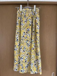 大きめ　ロングスカート　イエローのサムネイル