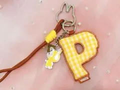 正規品！ラブブ イニシャル アルファベット キーリング【Ｐ】