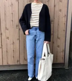 レギュラーフィットストレートハイライズズジーンズ