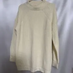 試着のみ　GU ニット　ホワイト　アイボリー