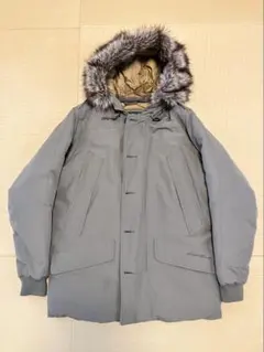 B9パーカー　エディバウアー　ダウン　サイズＬ