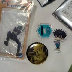 呪術廻戦　伏黒恵３点　TD缶バッジ　スイパラと一番くじアクリルスタンド