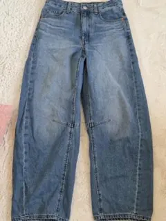 GU　バレルレッグデニム