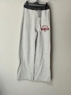 Item thumbnail for item 06ddcf33-c3c4-4543-90b8-6d7a933eed1a