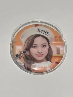 2026年最新】tzuyu 缶バッジの人気アイテム - メルカリ