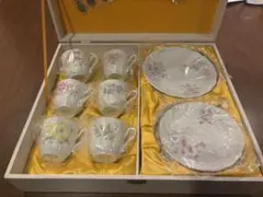 Noritake カップ＆ソーサー カトラリーセットのサムネイル