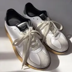 日曜日セール再々値下げ。Onitsuka Tiger カジュアルスニーカー