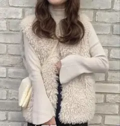 【美品】GRL グレイル フェイクファーベスト ホワイト Fサイズ 高見え
