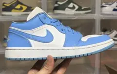 Nike WMNS Air Jordan 1 Low 