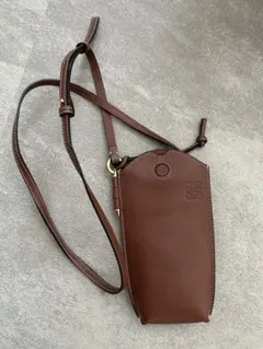 ロエベ スマホショルダーのサムネイル