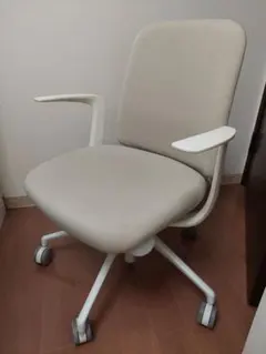 オカムラ　ライブスエントリーチェア１脚　2020年製