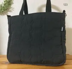 123 ■2wayトートバッグ　猫柄　キルティング　黒　ハンドメイド