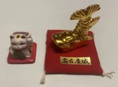 名古屋城 金鯱 招き猫 置物 2点セットのサムネイル