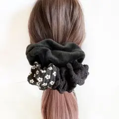 超ビッグシュシュ*＊モノトーンレトロ花柄×ぽこぽこ×マイクロファー＊*