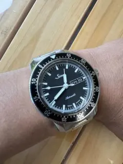 Sinn 104.ST.SA 黒文字盤 箱保付 純正ブレス余りコマ付のサムネイル