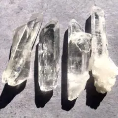 【虹大！大きめ！４本セット】数量限定　レムリアンシードクリスタル　水晶　ポイント