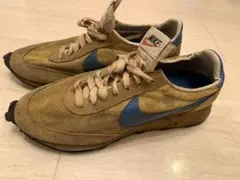 Item thumbnail for item a44ff78d-baa2-4eb9-b870-c114d84f7e5b