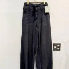 プライオリティ ブラックデニム