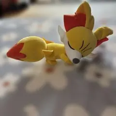ポケモン おしゃべりフォッコ ぬいぐるみ タカラトミー - メルカリ