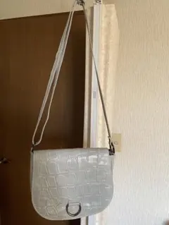 クロコダイル型押し ショルダーバッグ