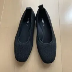 【新品未使用】CLOSSI ブラック フラットシューズのサムネイル