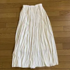 アイボリー ロングスカート