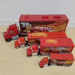 トミカ　カーズ　たくさんのせよう！大きなマックトレーラー含む4台セット