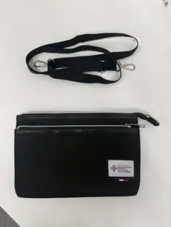 パラスデザイン　サコッシュ　ブラックナイロンショルダーバッグ