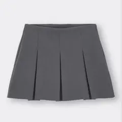 GU ローウエストプリーツミニスカート　グレー