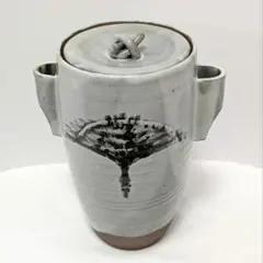 Item thumbnail for item 70ce4a19-8dff-45a8-a96b-ebe5bde33375