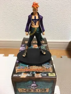 ワンピースフィギュア　不死鳥のマルコ