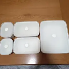 Item thumbnail for item fd562635-1d80-41f1-8ca5-76bf64403b71